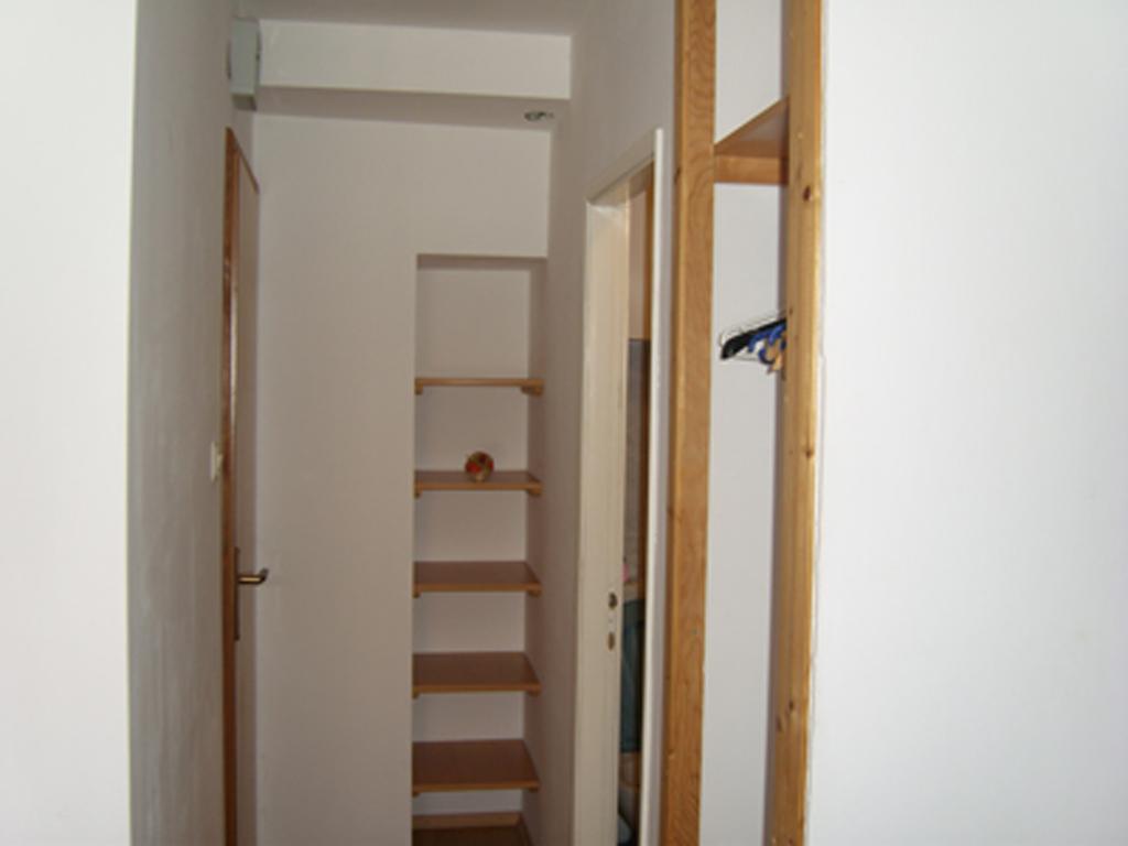 Dobra Apartments Trogir Rum bild