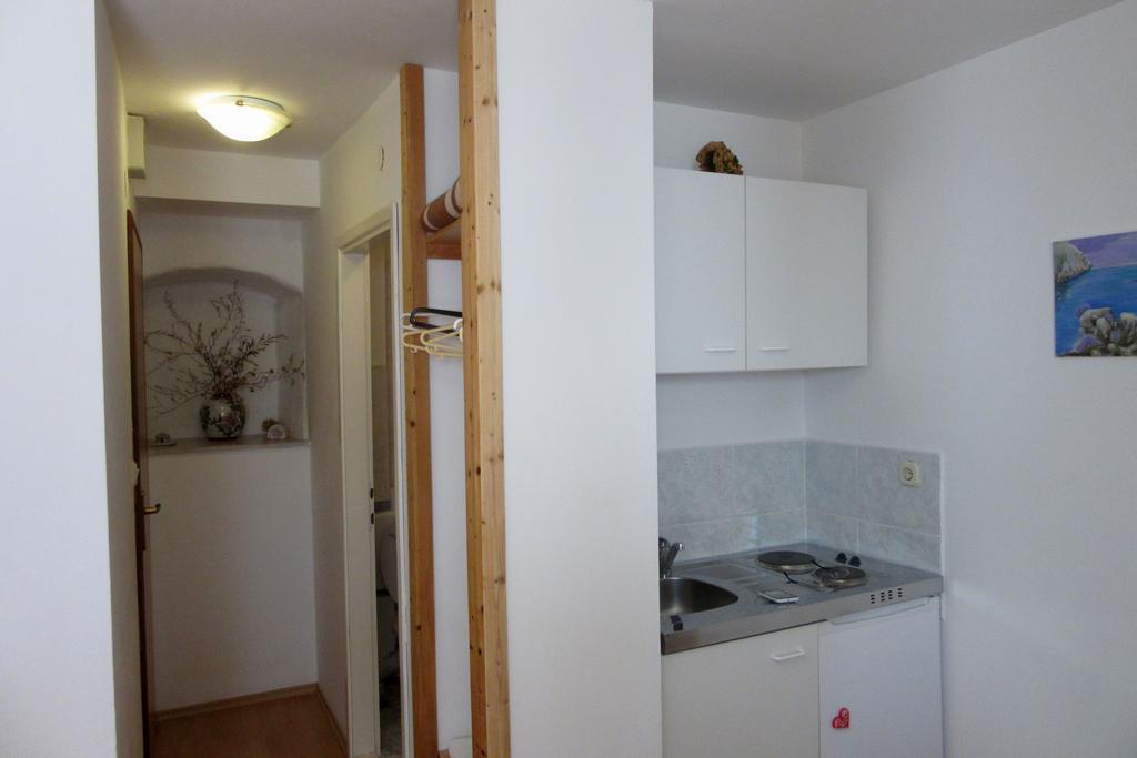 Dobra Apartments Trogir Exteriör bild